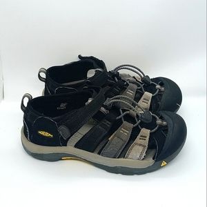 Keen Newport H2 Water Sandals Black/Brown Sz 4